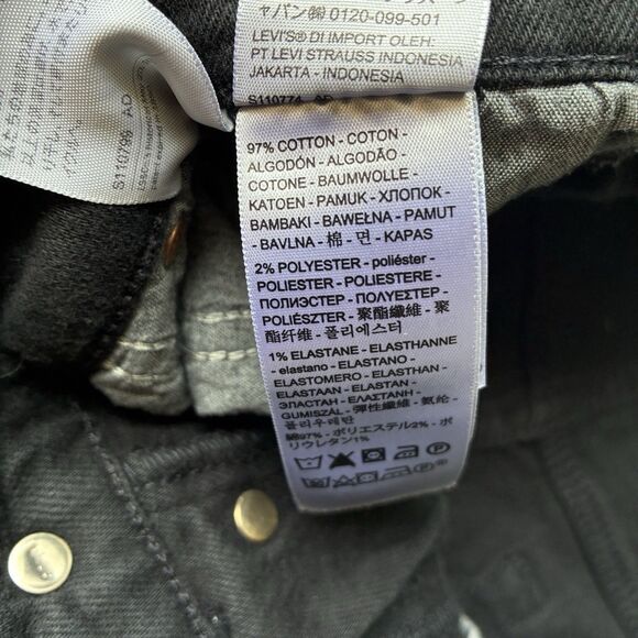 Levi’s Premium Wedgie Straight Leg Jeans Black Raw Hem Womens Size 27 Button Fly - Picture 6 of 16